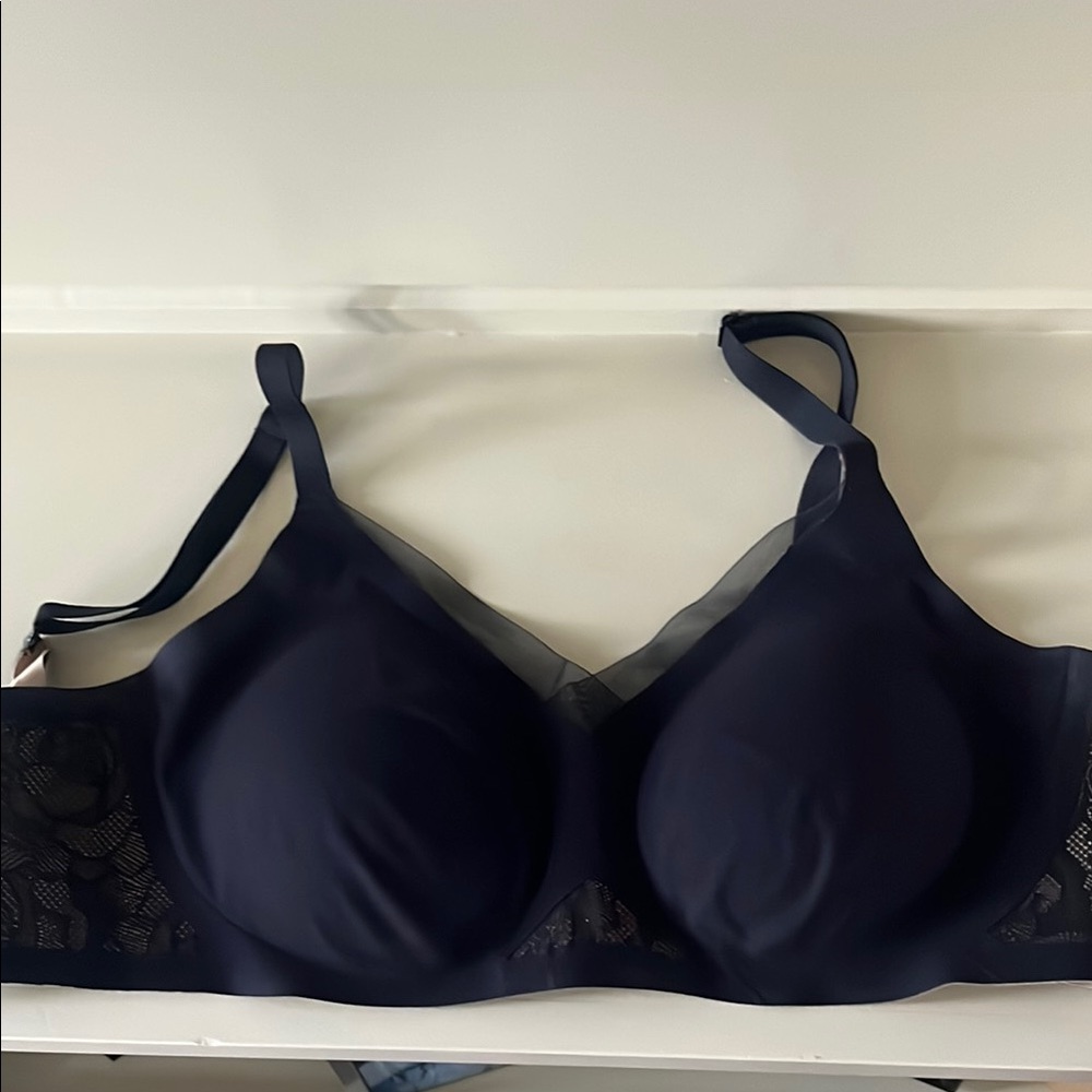 Honeylove Black Crossover Lace Bra with  Adjustable Straps